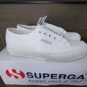 Superga Women's 2750 Cotu Sneaker